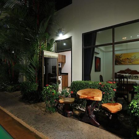Palm Oasis Appartement Nai Harn Buitenkant foto