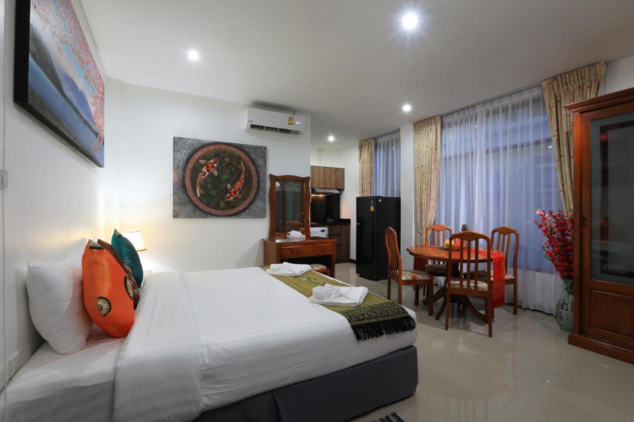 Palm Oasis Appartement Nai Harn Buitenkant foto