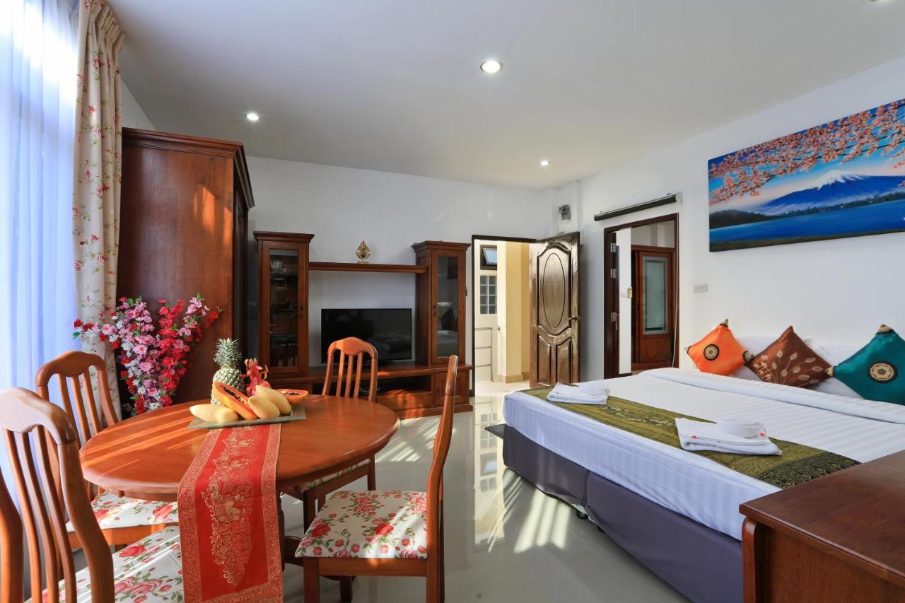 Palm Oasis Appartement Nai Harn Buitenkant foto