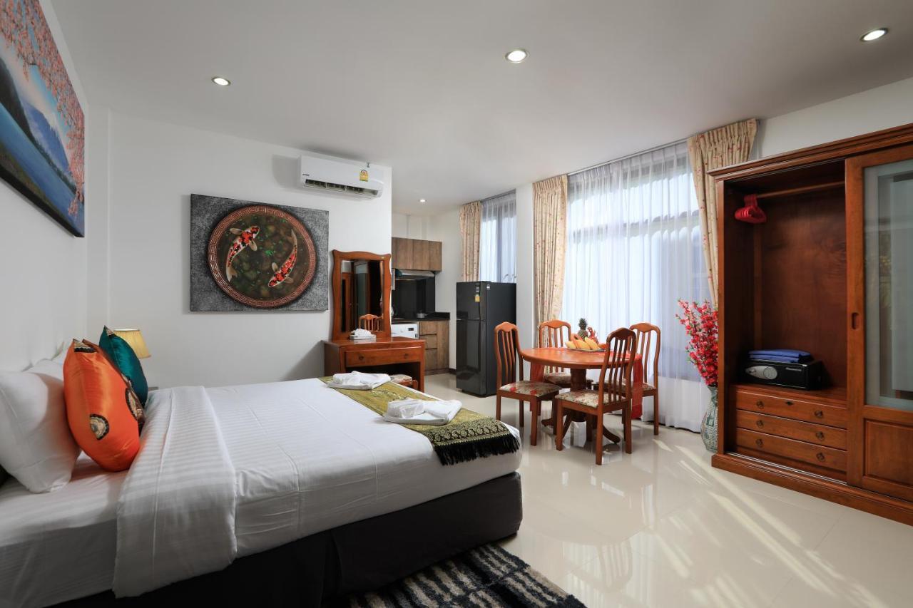 Palm Oasis Appartement Nai Harn Buitenkant foto
