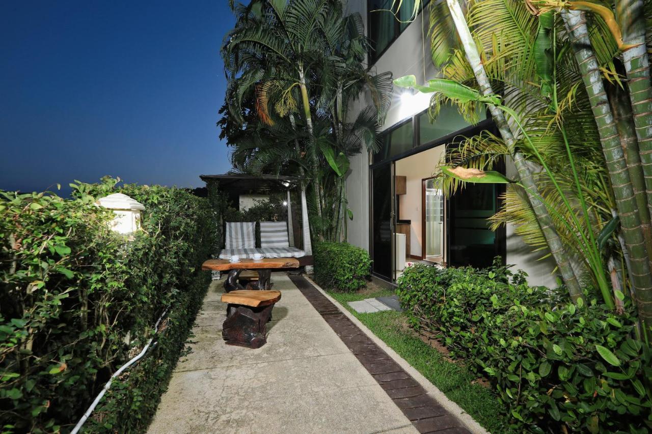 Palm Oasis Appartement Nai Harn Buitenkant foto