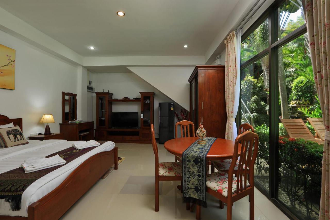 Palm Oasis Appartement Nai Harn Buitenkant foto